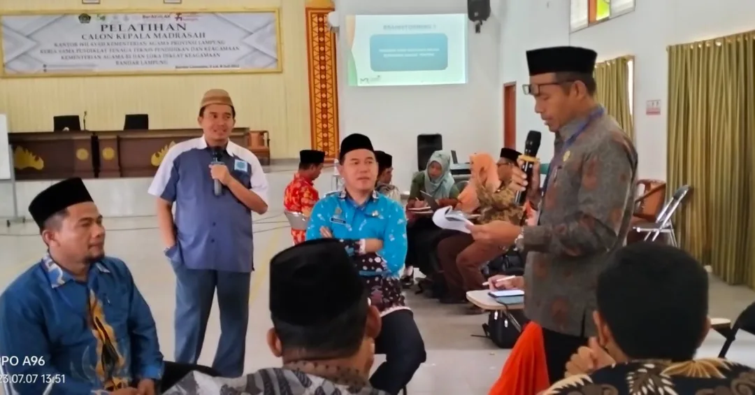Jadi Narasumber Diklat Calon Kepala Madrasah, Kepala MAN IC Lamtim Sampaikan Materi Moderasi Beragama