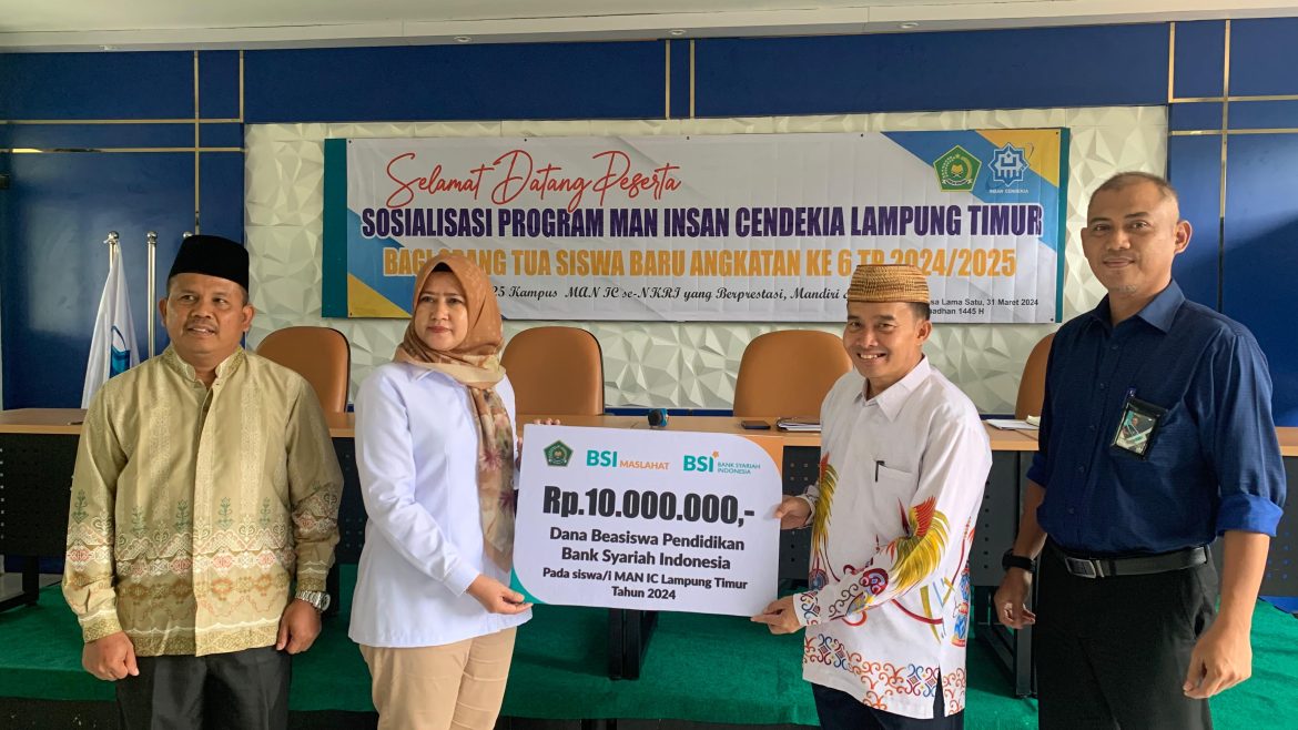 BSI Berikan Beasiswa Pendidikan Bagi Siswa MAN IC Lamtim